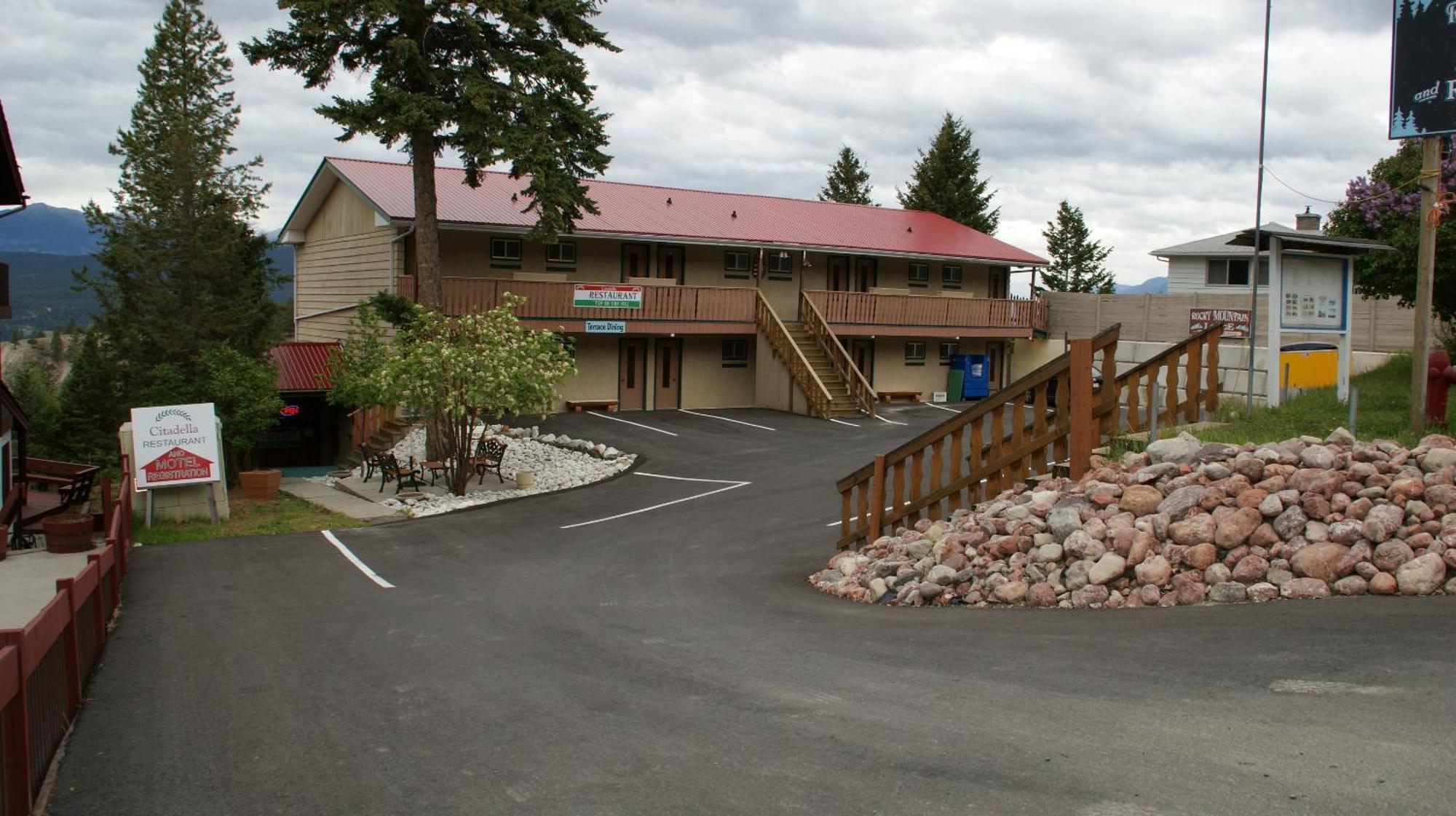 Motel Bo Radium Radium Hot Springs Eksteriør bilde